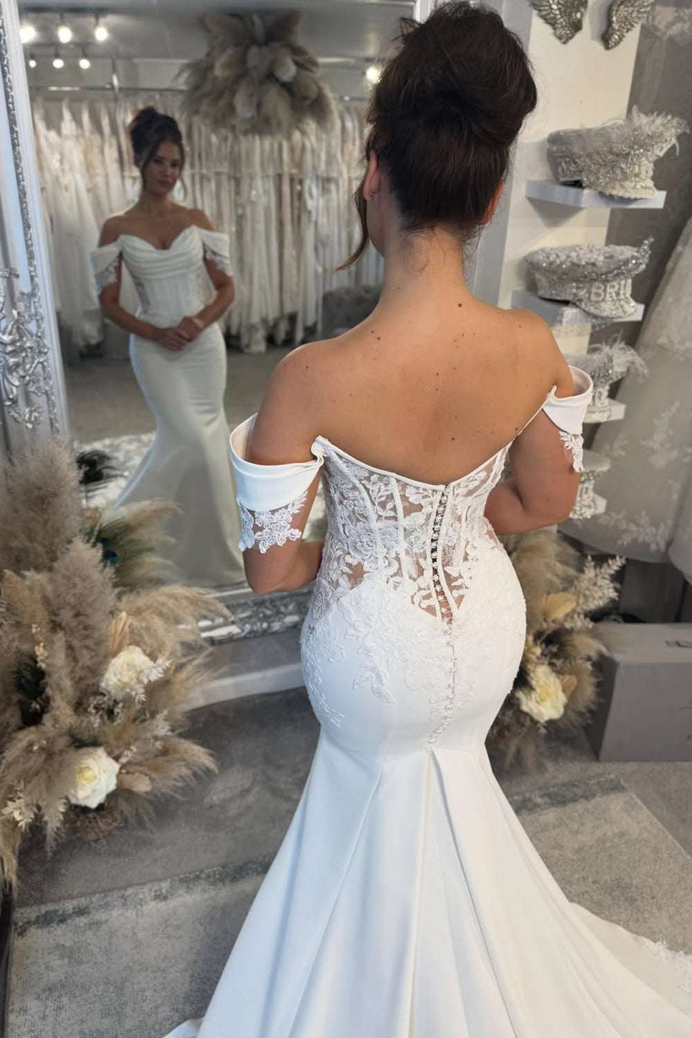 Elegant Mermaid Off the Shoulder Elastic Satin Wedding Dress with Appliques