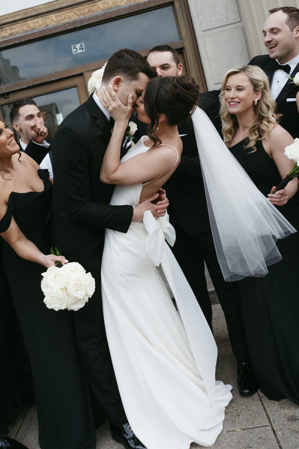 Sexy Mermaid Spaghetti Straps White Long Bridal Dress with Bowknot