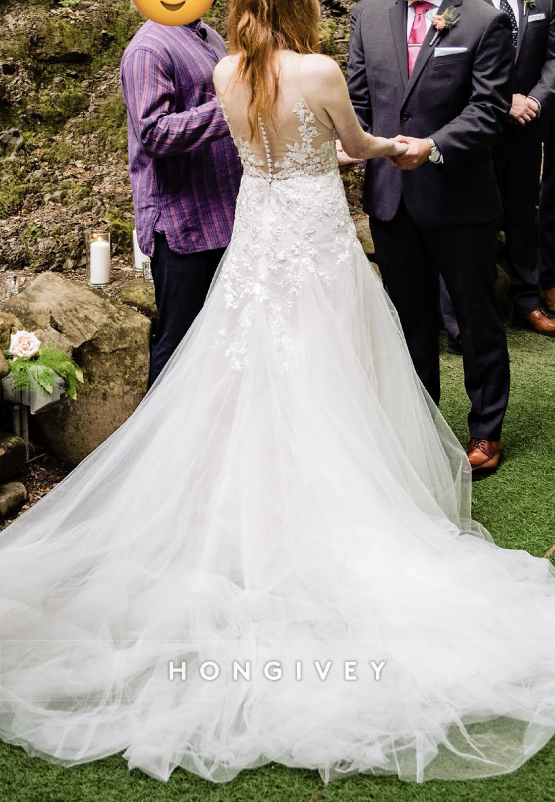 A-Line Tulle Low V-Neck Lace Spaghetti Straps Chapel Train Wedding Dresses