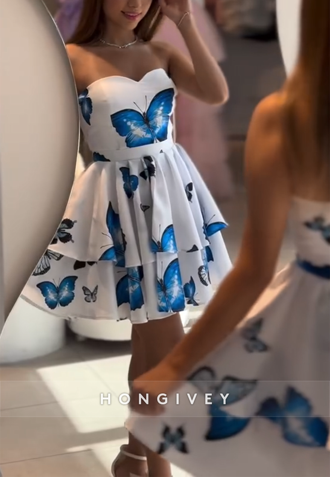 Cute A-Line Sweetheart Butterfly Print Tie Back Strapless Short Homecoming Dress