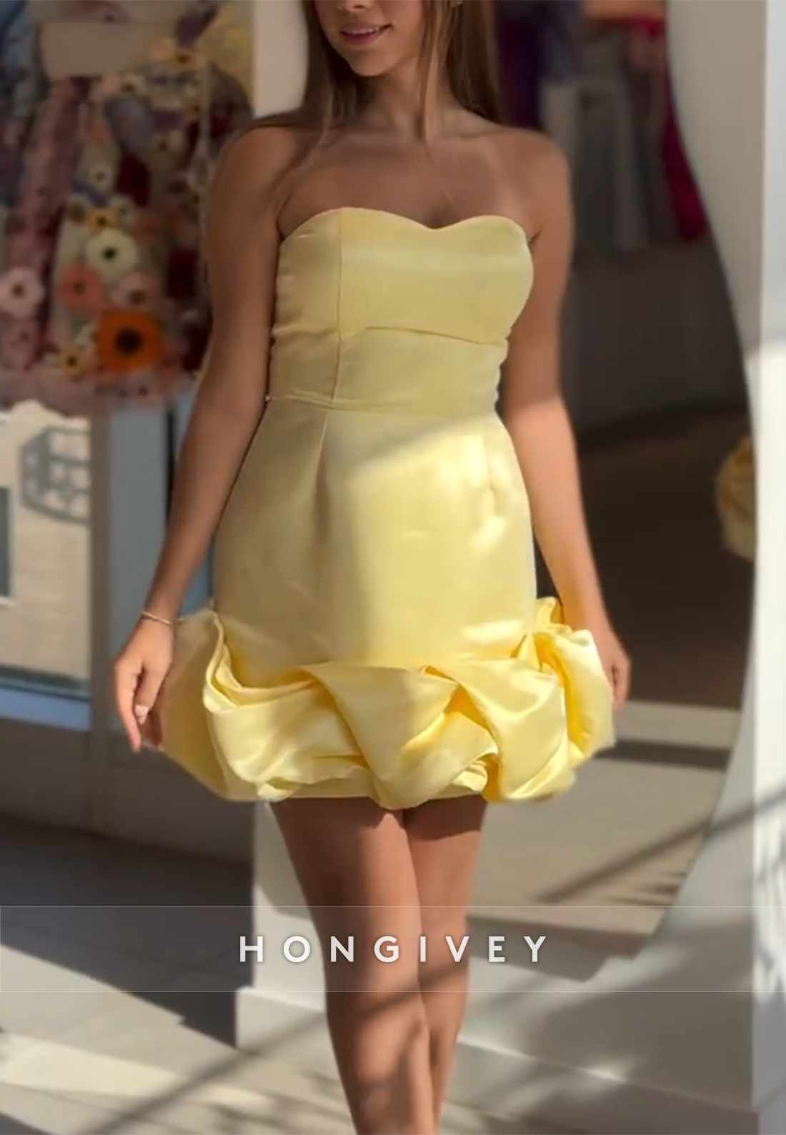 Simple Yellow Satin Ruched Sweetheart Sheath Short Homecoming Dress