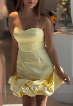 Simple Yellow Satin Ruched Sweetheart Sheath Short Homecoming Dress
