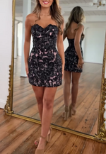 Chic Sweetheart Sheath Strapless Mini Homecoming Dress with Beading