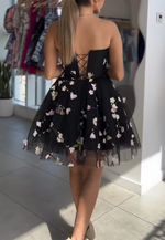 A-Line Strapless Tulle Homecoming Dress with Embroidery Flowers