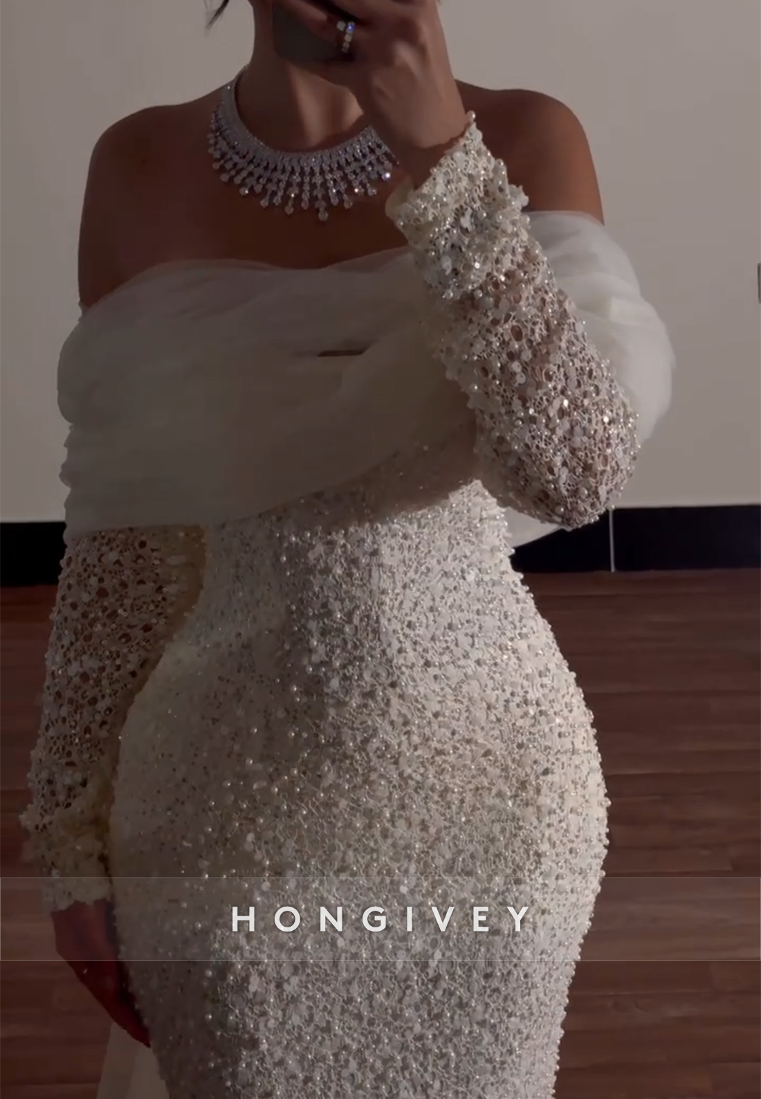 Off the Shoulder Sheath Long Sleeves Low Back Wedding Dresses with Beading