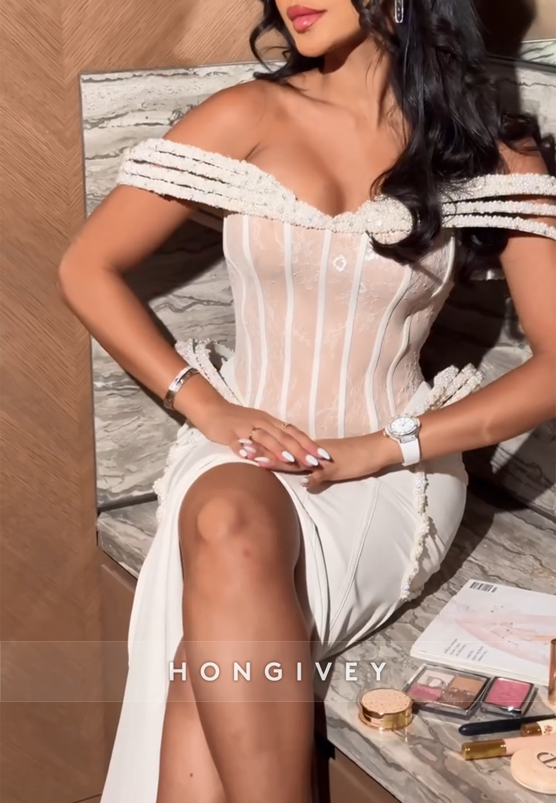 Off the Shoulder Lace Floor-Length Trumpet Evening Gowns with Slit