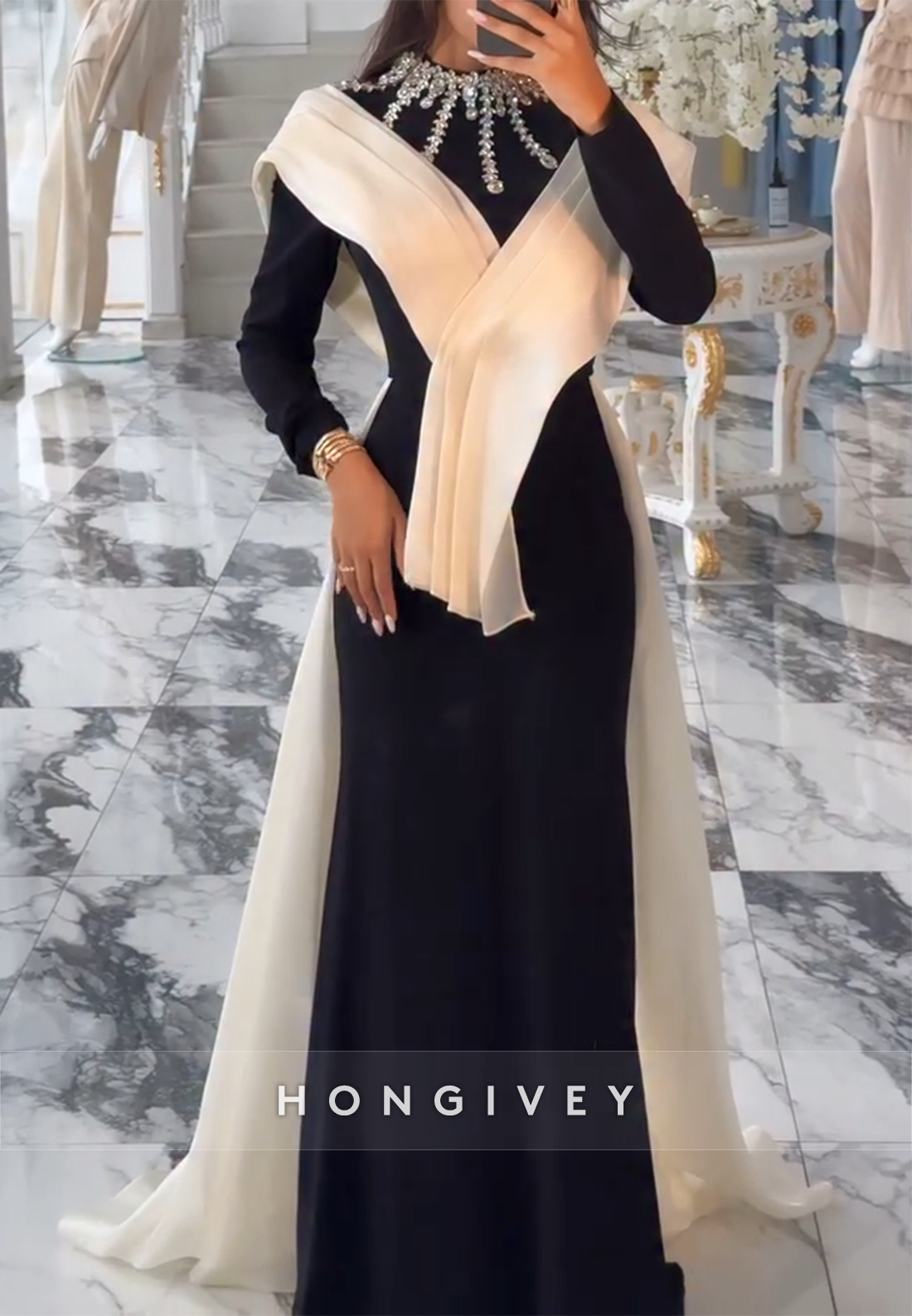 Long Sleeves Trumpet Floor-Length Formal Gowns with Rhinestone