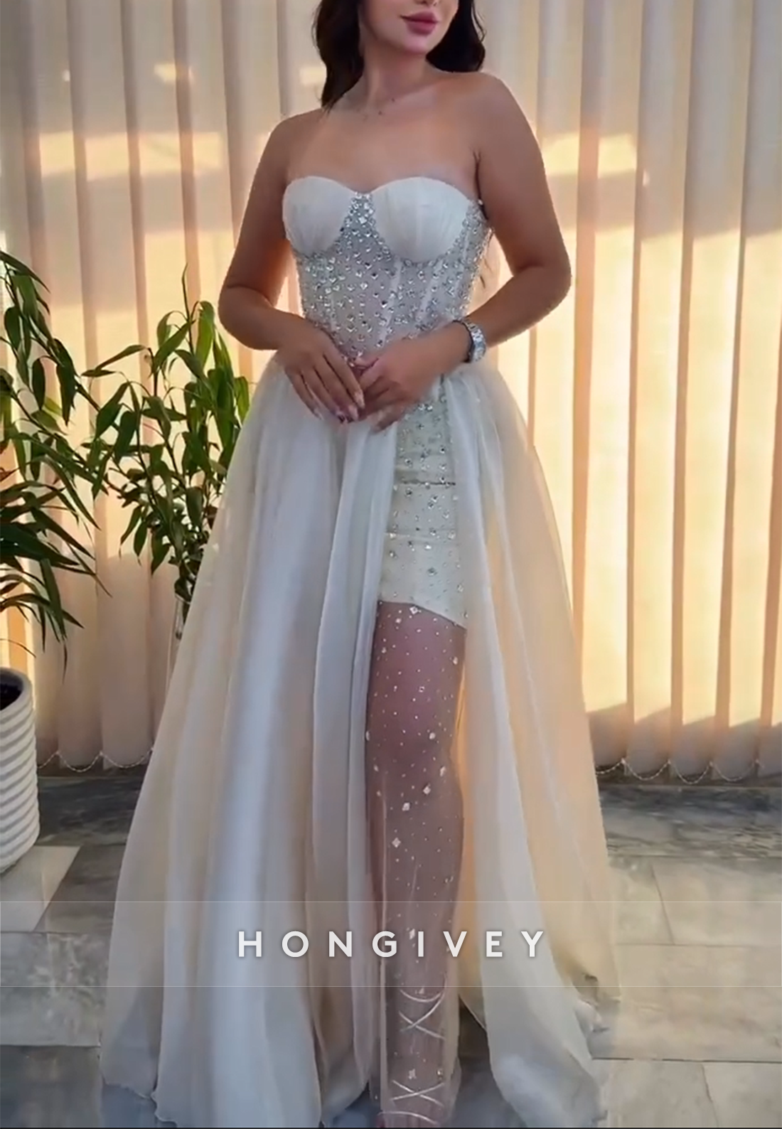 Sweetheart Side Slit A-Line Tulle Floor-Length Wedding Dresses with Rhinestone