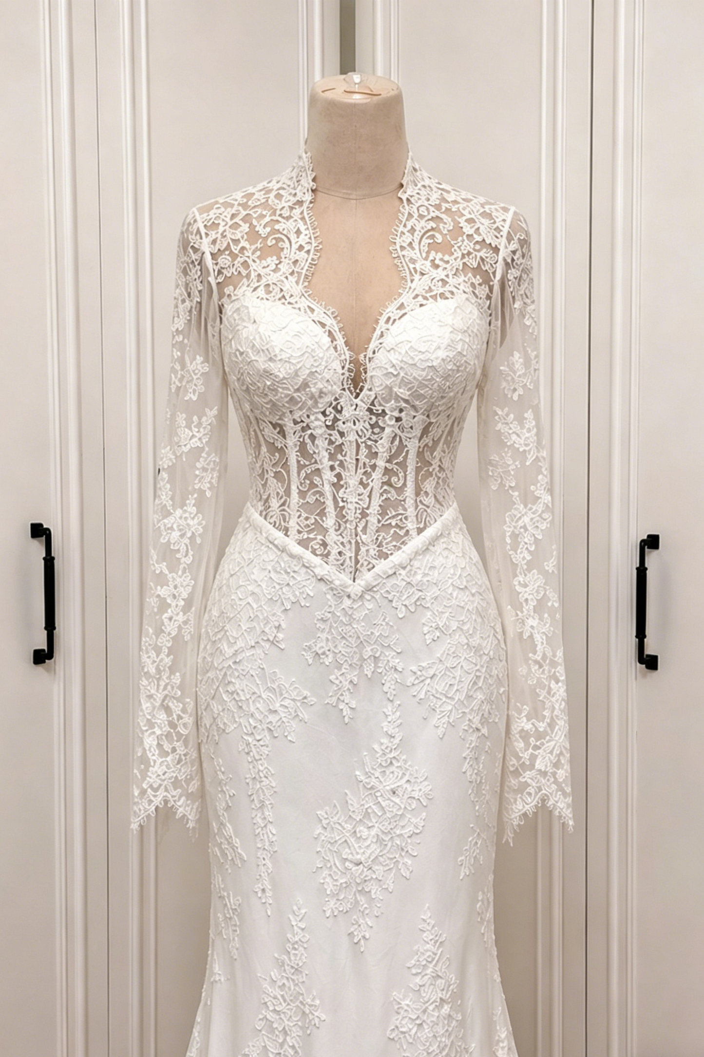 Lace Long Sleeve Applique Mermaid Floor-Length Wedding Dress