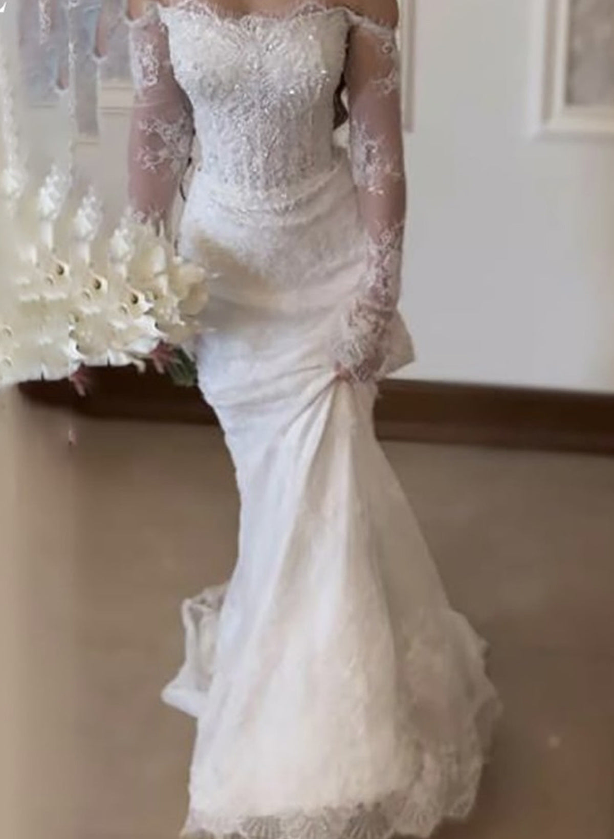 Mermaid Lace Long Sleeve Off the Shpulder Wedding Dress Floor-Length