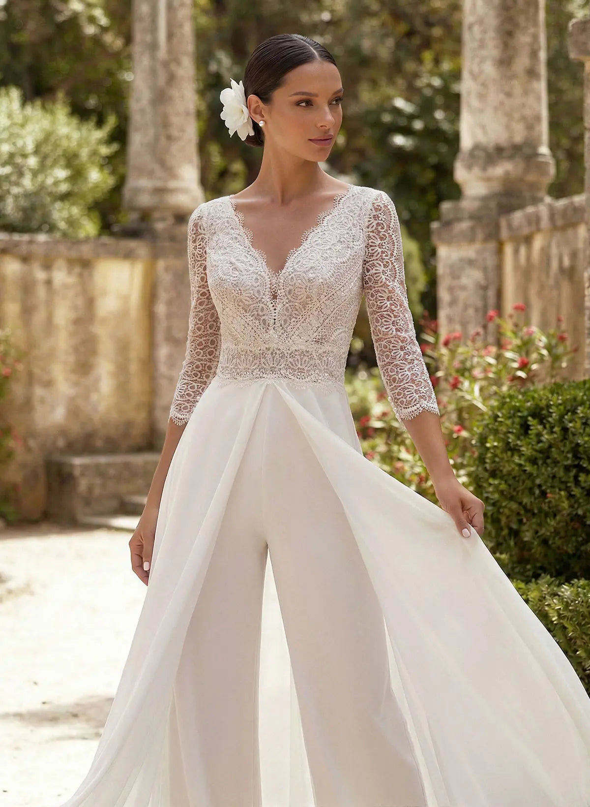 Elegant V-Neck 3/4 Sleeves Sweep Train Lace/Chiffon Wedding Dresses