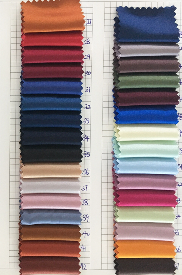 Charming Mermaid Sweetheart Black Satin Slit Prom Dress