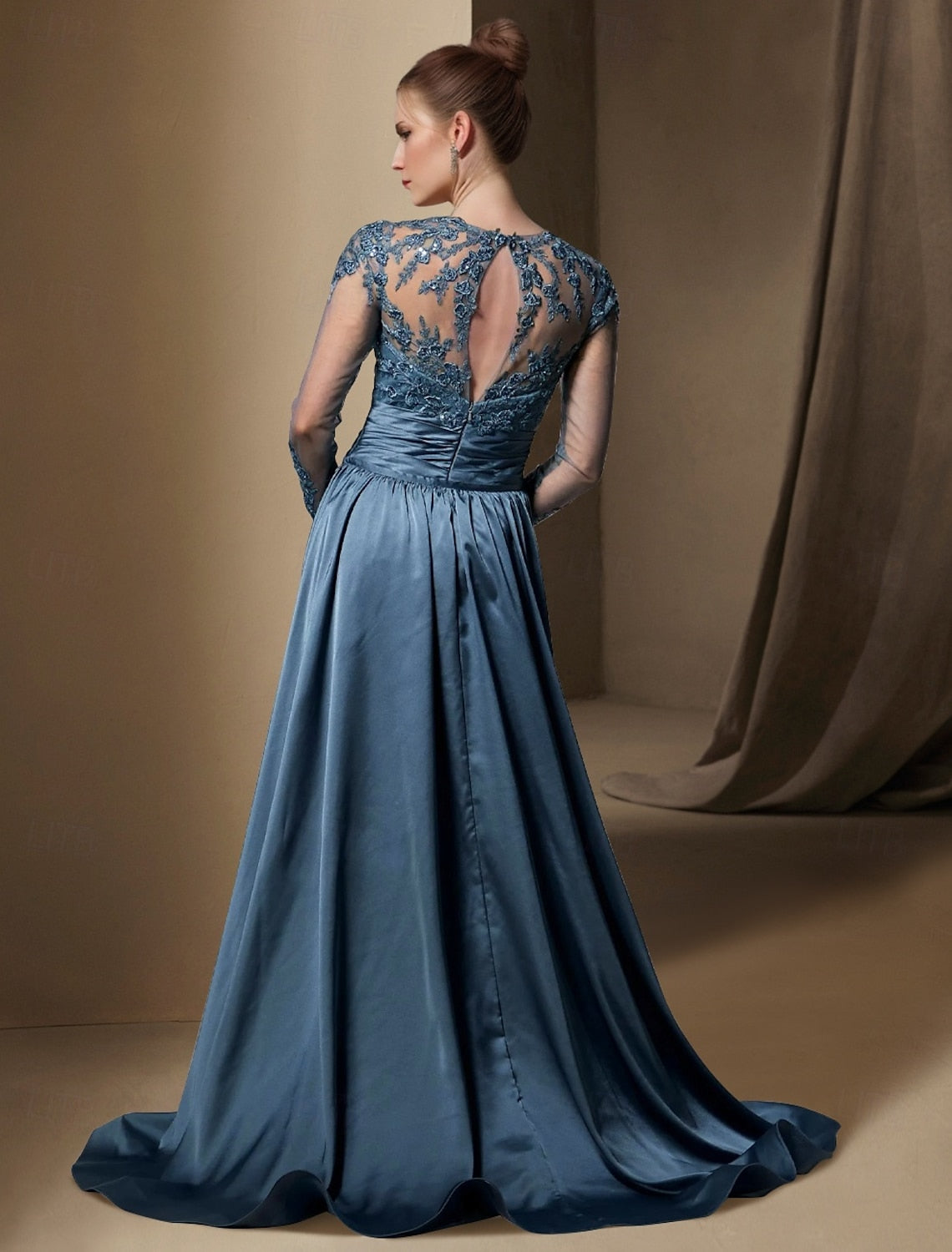 Lace Applique Long Sleeve Mermaid Court Train Evening Dress