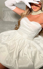 H2166 - Sweetheart Strapless A-Line Empire Party/Homecoming Dress