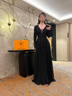 Black V-Neck Sequins Applique Long Sleeve A-Line Floor-Length Evening Dress