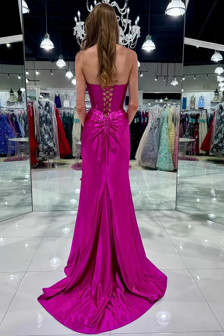 Stunning Red Strapless Mermaid Evening Dress with Front Twist
