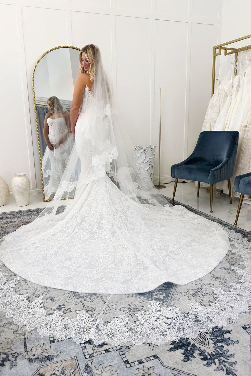 Luxurious Mermaid Scoop Neck Lace Beach Wedding Dress