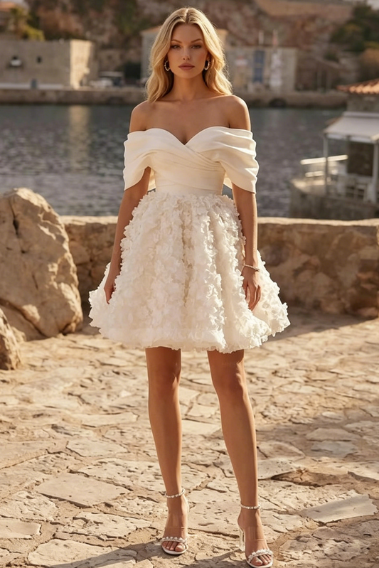 A-Line Off-The-Shoulder Sleeveless Short/Mini Wedding Dresses With Appliques Lace