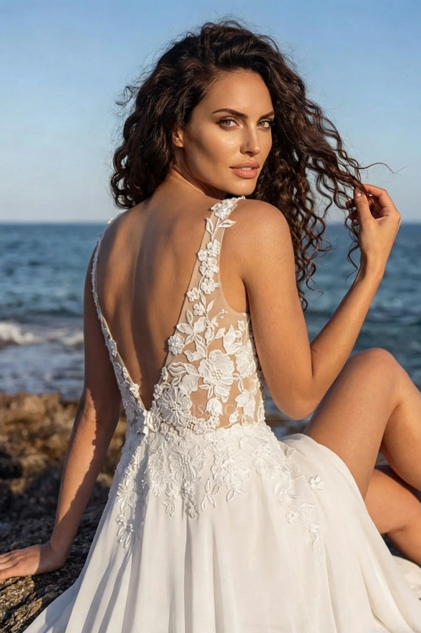 A-Line V-Neck Sleeveless Sweep Train Chiffon/Lace Wedding Dresses