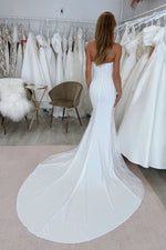 Elegant Simple Mermaid Scoop Neck Satin Long Wedding Dresses