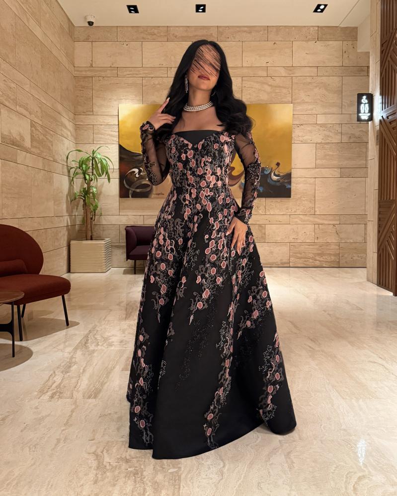 Black Flowers Appliqie Square Neck Lace Long Sleeve A-Line Evening Dress