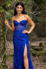 Elegant Mermaid Strapless Prom Dress with Lace Appliques and Slit