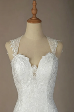 Trumpet/Mermaid Sweetheart Sleeveless Lace Chapel Train Wedding Dresses With Appliques Lace Back Hole