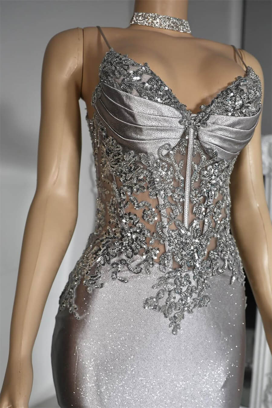 Spaghetti-Straps Silver Sleeveless Mermaid Prom Dresses Sweetheart With Sequins Zipper Back