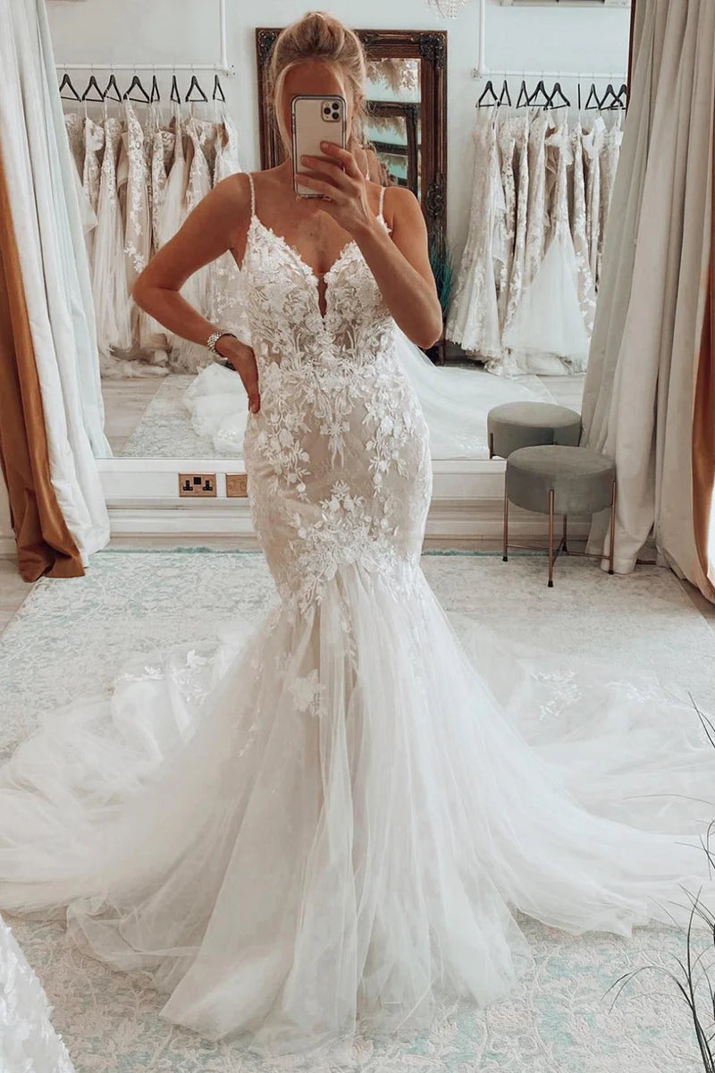 Boho Mermaid V Neck Tulle Lace Long Wedding Dresses with Appliques