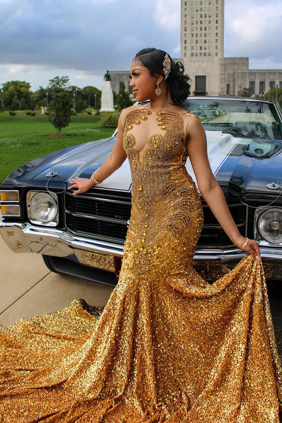 Modern Gold Sleeveless Sequins Mermaid Prom Dress Long With Crystals On Sale