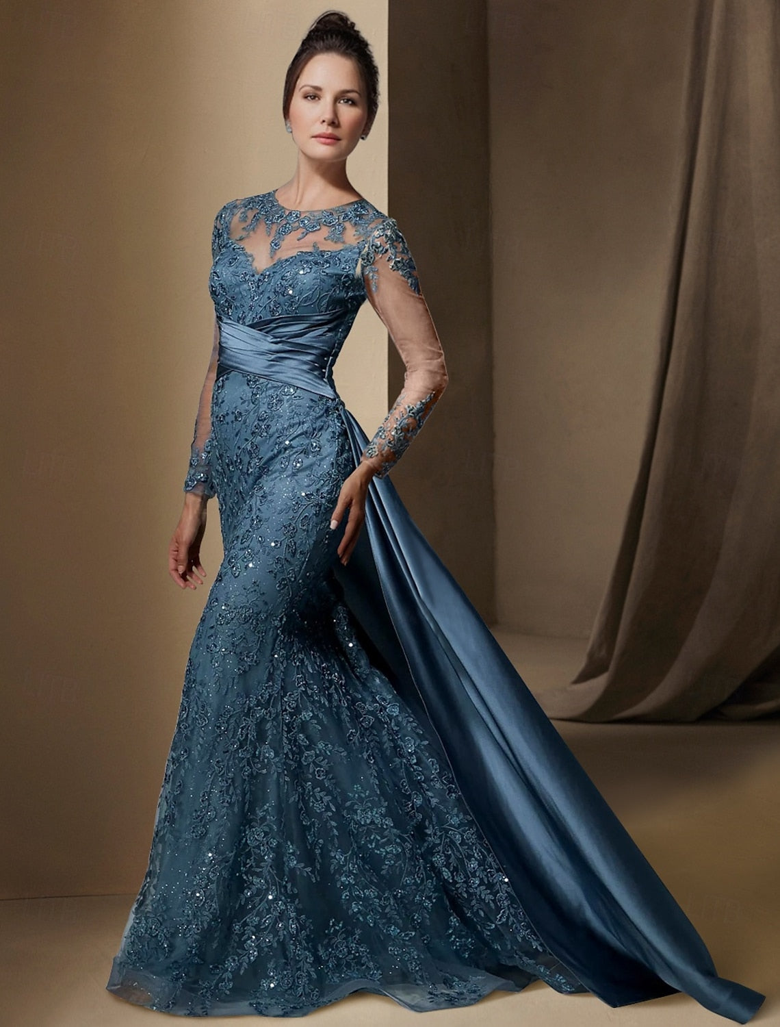 Lace Applique Long Sleeve Mermaid Court Train Evening Dress