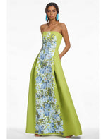 Strapless Sleeveless Flowers Applique A-Line Formal Evening Dress