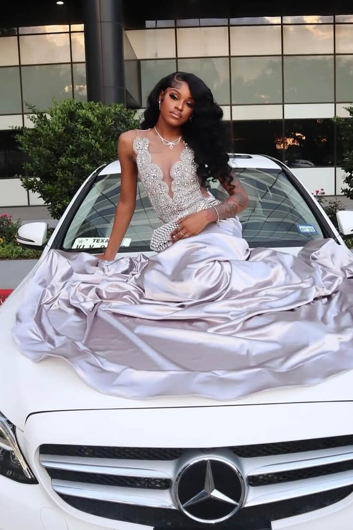 Modern Sleeveless Scoop Silver Mermaid Prom Dress With Beadings Online