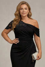 Plus Size Black One Shoulder Sheath Long Mother of the Bride Dress with Appliques