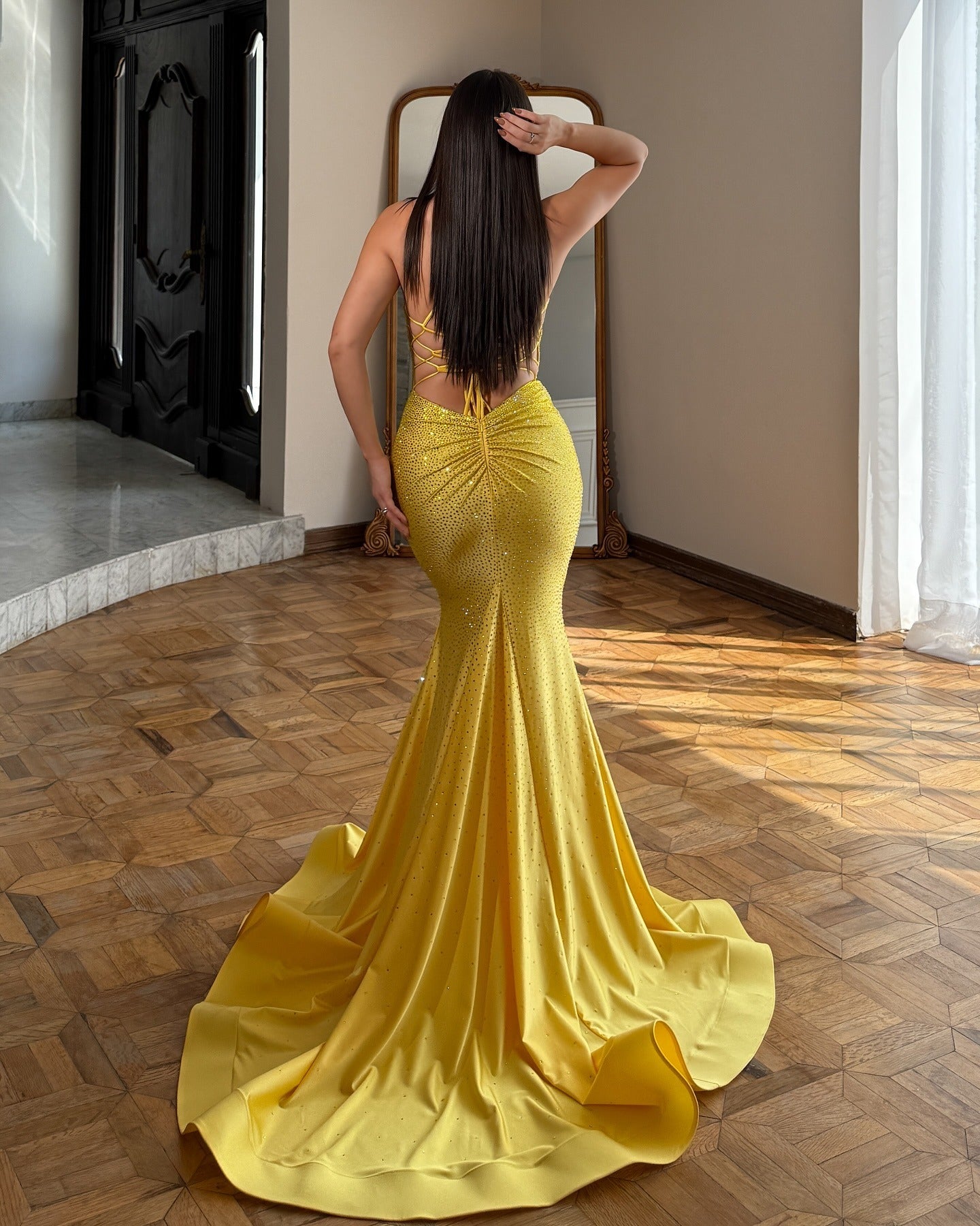 Women's Mermaid Satin Beaded Long Prom Dresses Sexy V Neck Evening Party Gowns