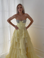 Sweetheart Corset Crystal Beaded Prom Dresses A Line Chiffon Ruffled Evening Gowns