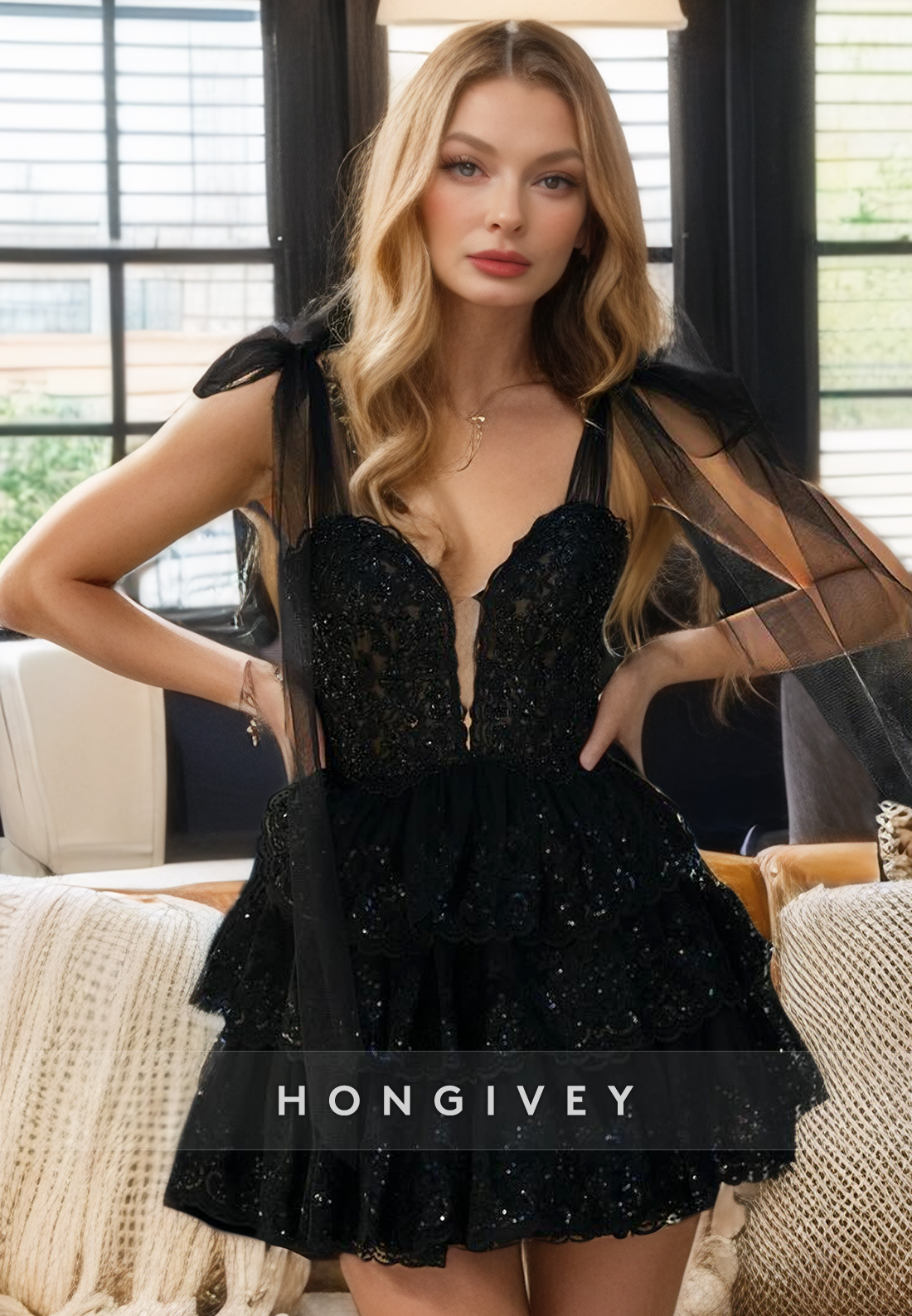 Sexy A-Line V-Neck Spaghetti Straps Lace Applique Party/Homecoming Dress