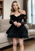 Chic A-Line Off-Shoulder Long Sleeve Lace Applique Short Homecoming Dress