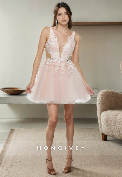 A-Line Low V-Neck Sleeveless Lace Applique Tulle Short Homecoming Dress