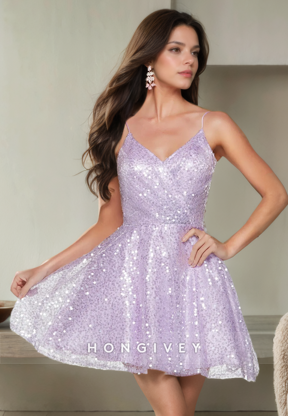 Glitter Tulle A-Line V-Neck Spaghetti Straps Lace-Up Short Homecoming Dress