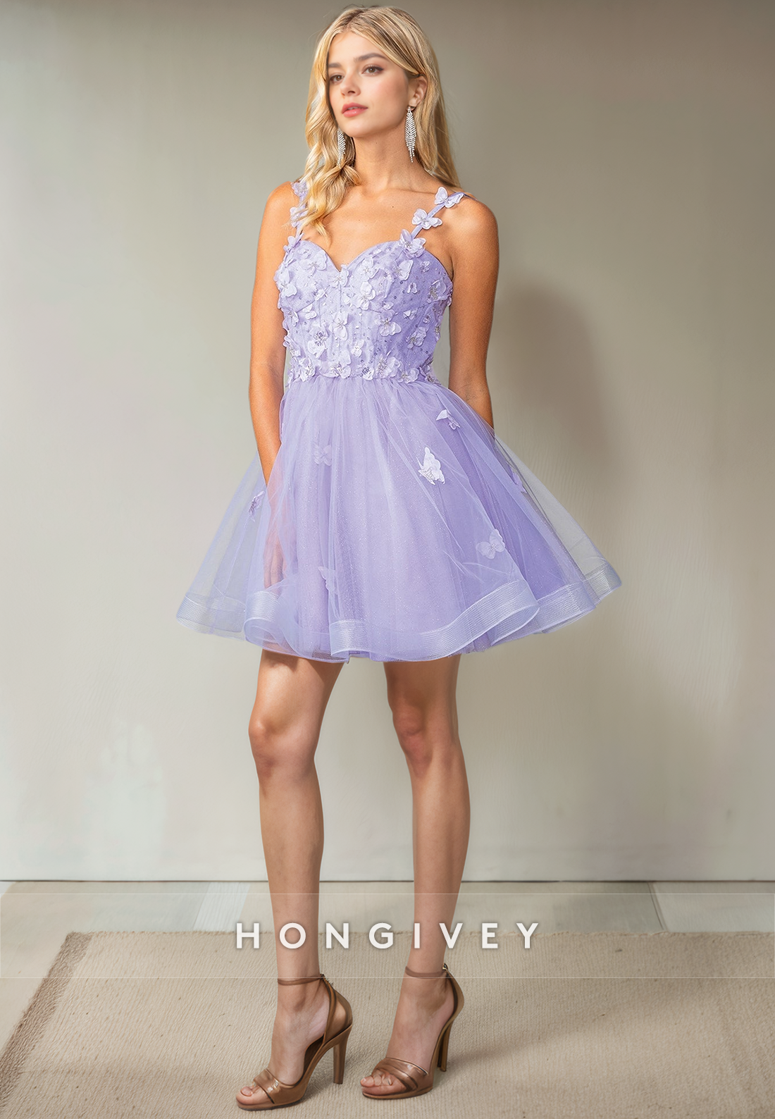 Sweet Tulle A-Line Sweetheart Spaghetti Straps Appliques Short Party Homecoming Dress