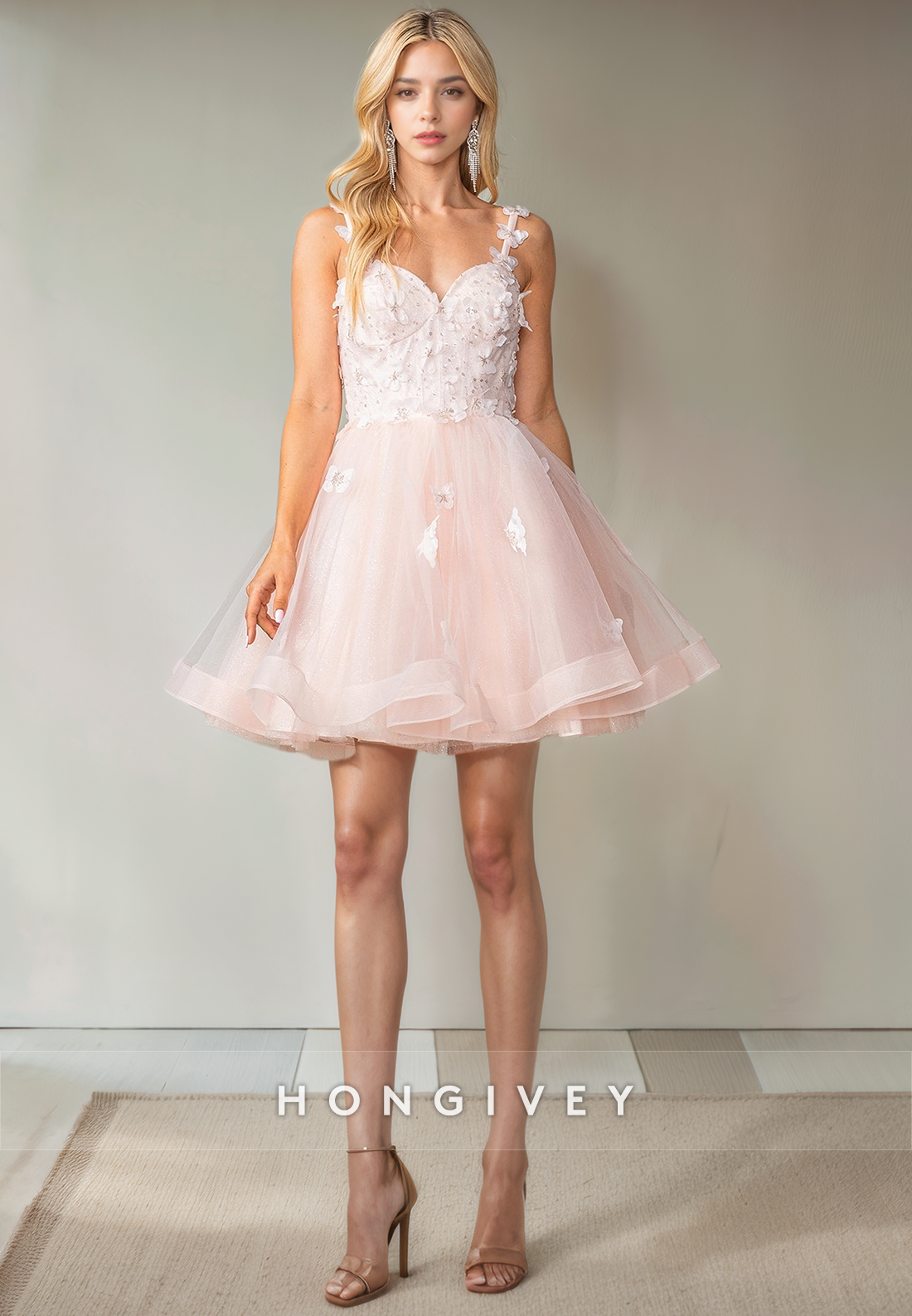 Sweet Tulle A-Line Sweetheart Spaghetti Straps Appliques Short Party Homecoming Dress