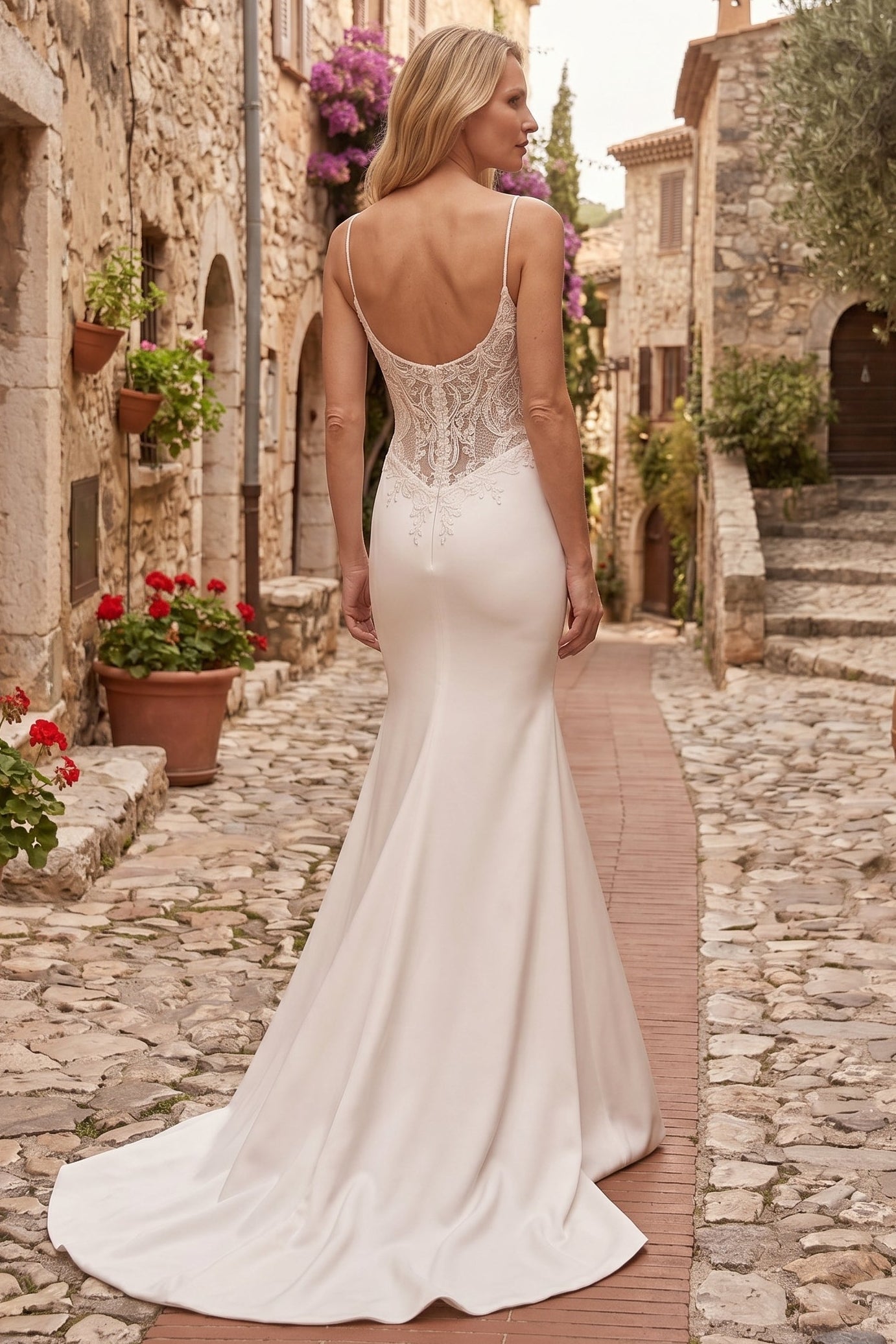 Spaghetti Straps Sleeveless Backless Mermaid Wedding Dress