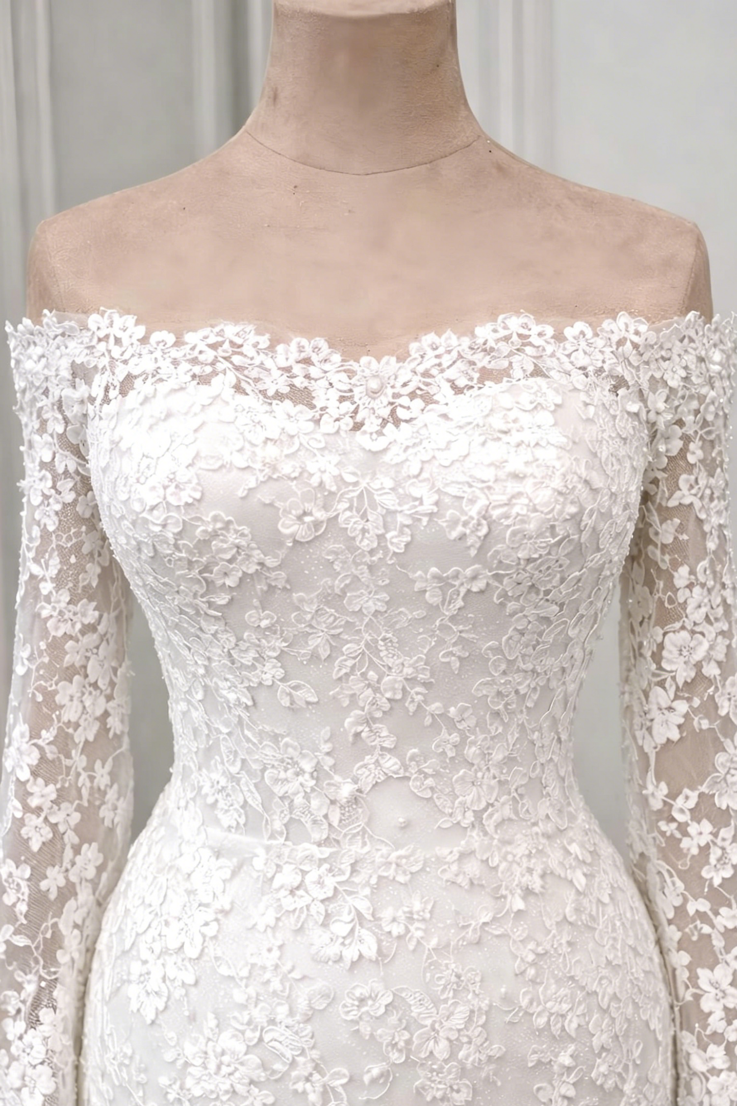 Elegant Off the Shoulder Lace Long Sleeve Mermaid Floor-Length Wedding Dress