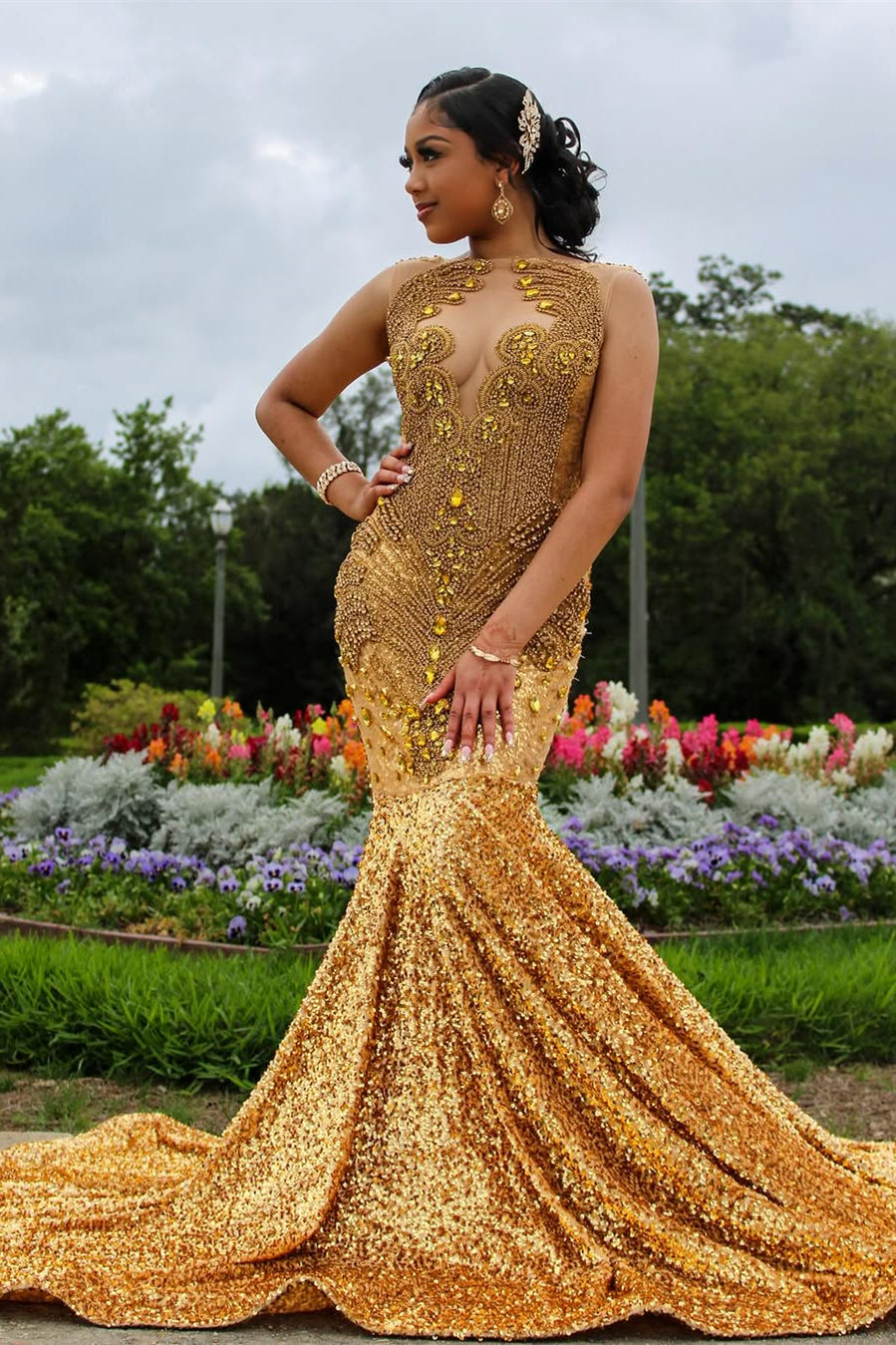 Modern Gold Sleeveless Sequins Mermaid Prom Dress Long With Crystals On Sale