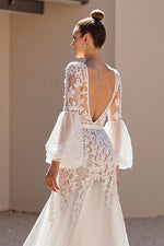 Long Sleeves V-Neck Tulle Bridal Dress A-Line With Lace Appliques Open Back