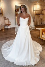 Elegant Sheath Scoop Neck Elastic Satin Wedding Dresses