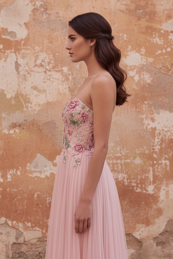 Sparkly Pink A-Line Sweetheart Appliqued Tulle Prom Dress with Beading