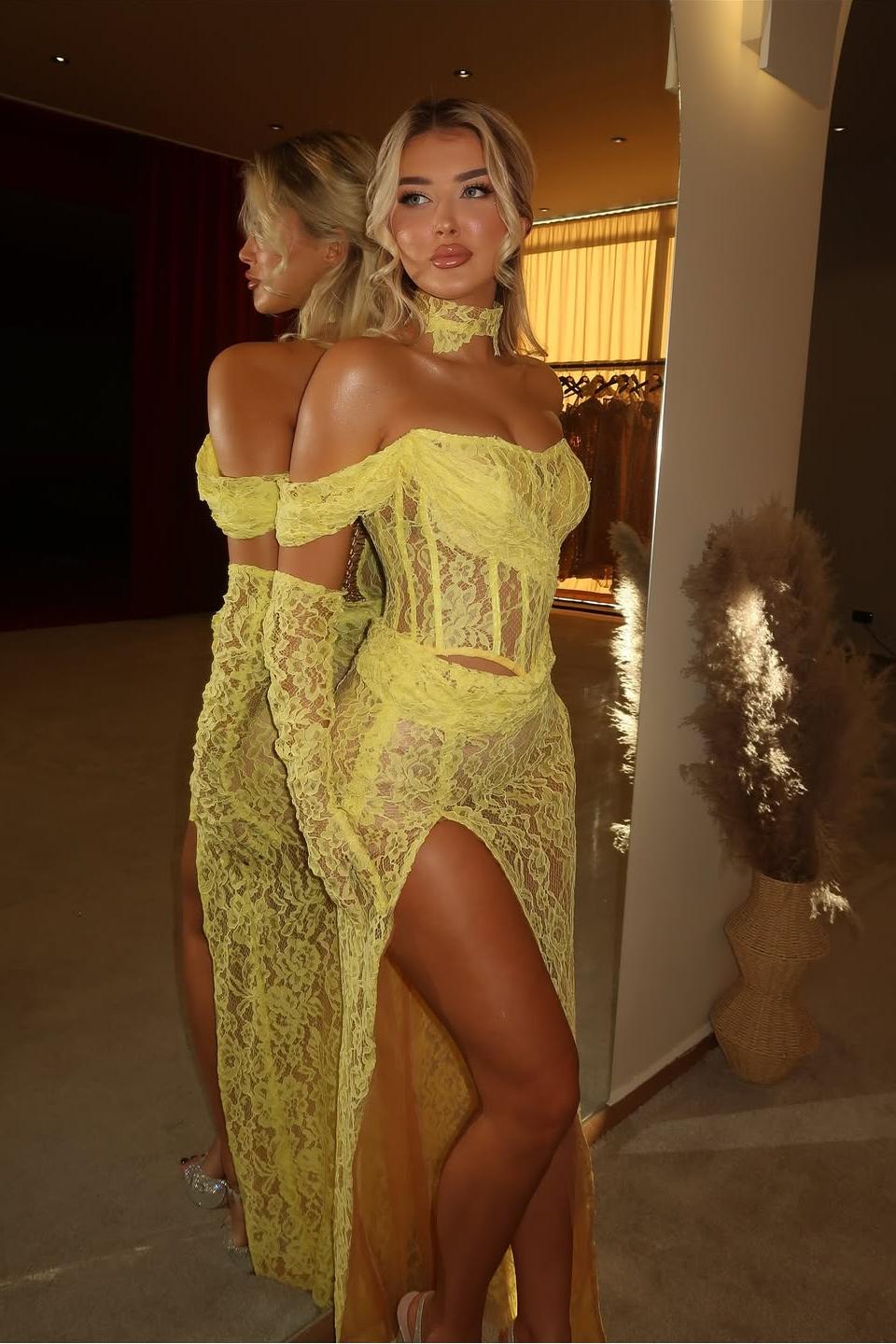 Yellow Lace Strapless Sleeveless Long Split Mermaid Prom Dress With Long Gloves And Necklace