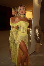 Yellow Lace Strapless Sleeveless Long Split Mermaid Prom Dress With Long Gloves And Necklace